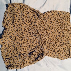 Strapless floral green romper